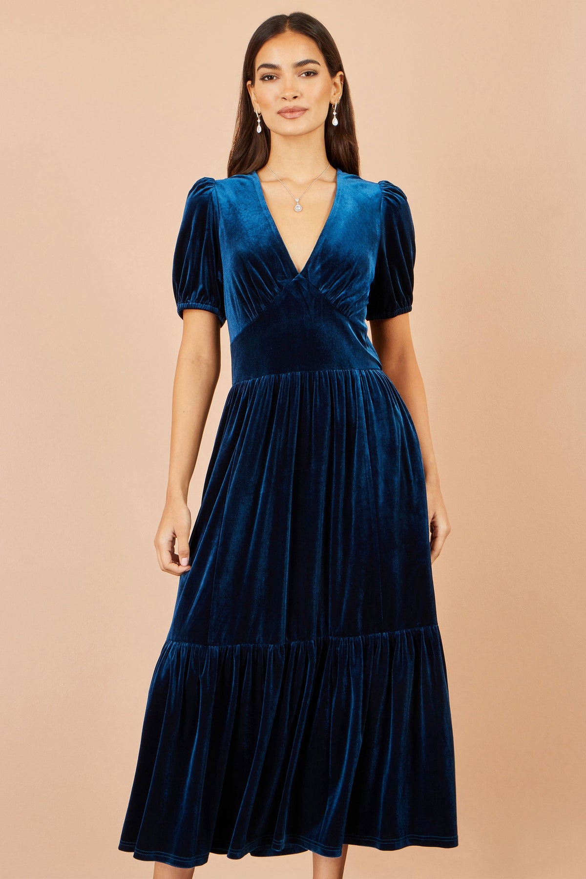 Yumi Midikleid aus blaugrünem Samt