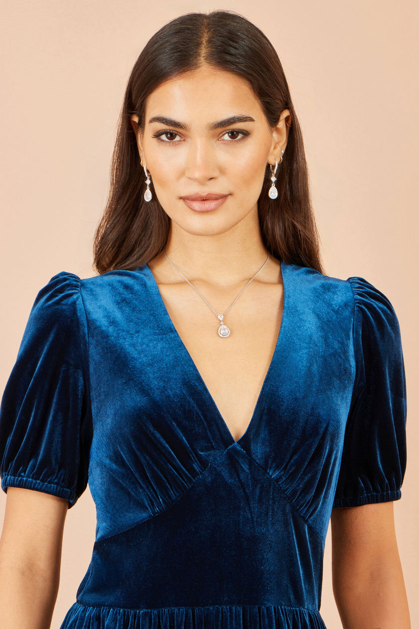 Yumi Midikleid aus blaugrünem Samt