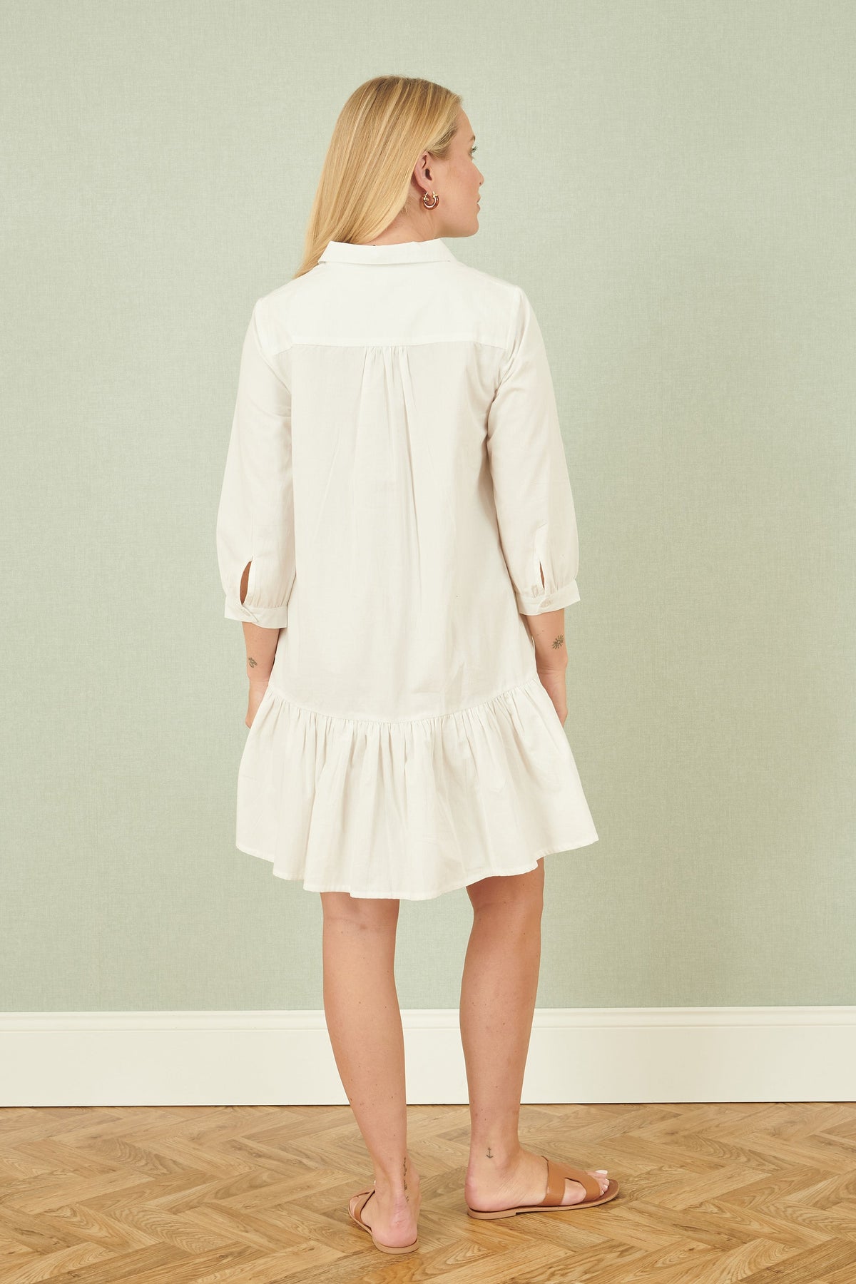 Yumi White Cotton Flower Tunic Dress