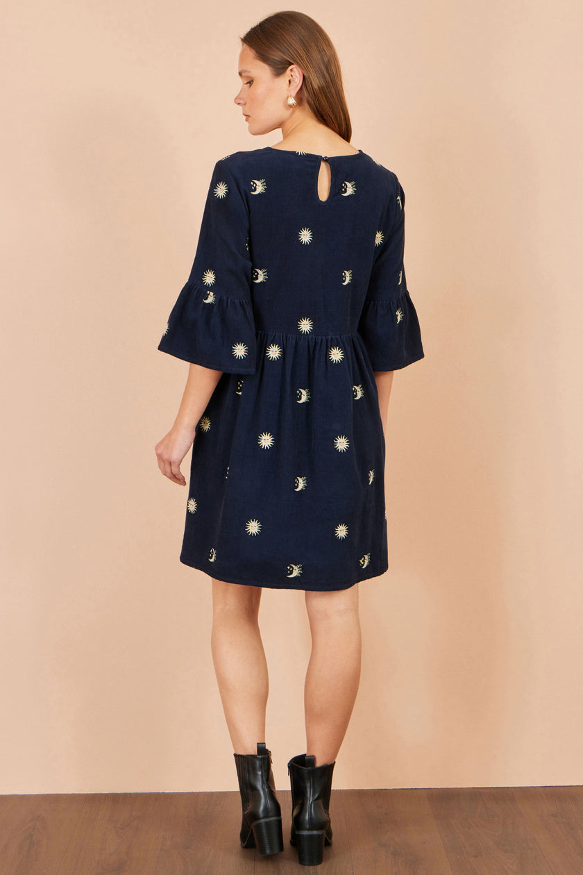 Yumi Marineblauwe Tunic met Kosmische Borduursels van Corduroy