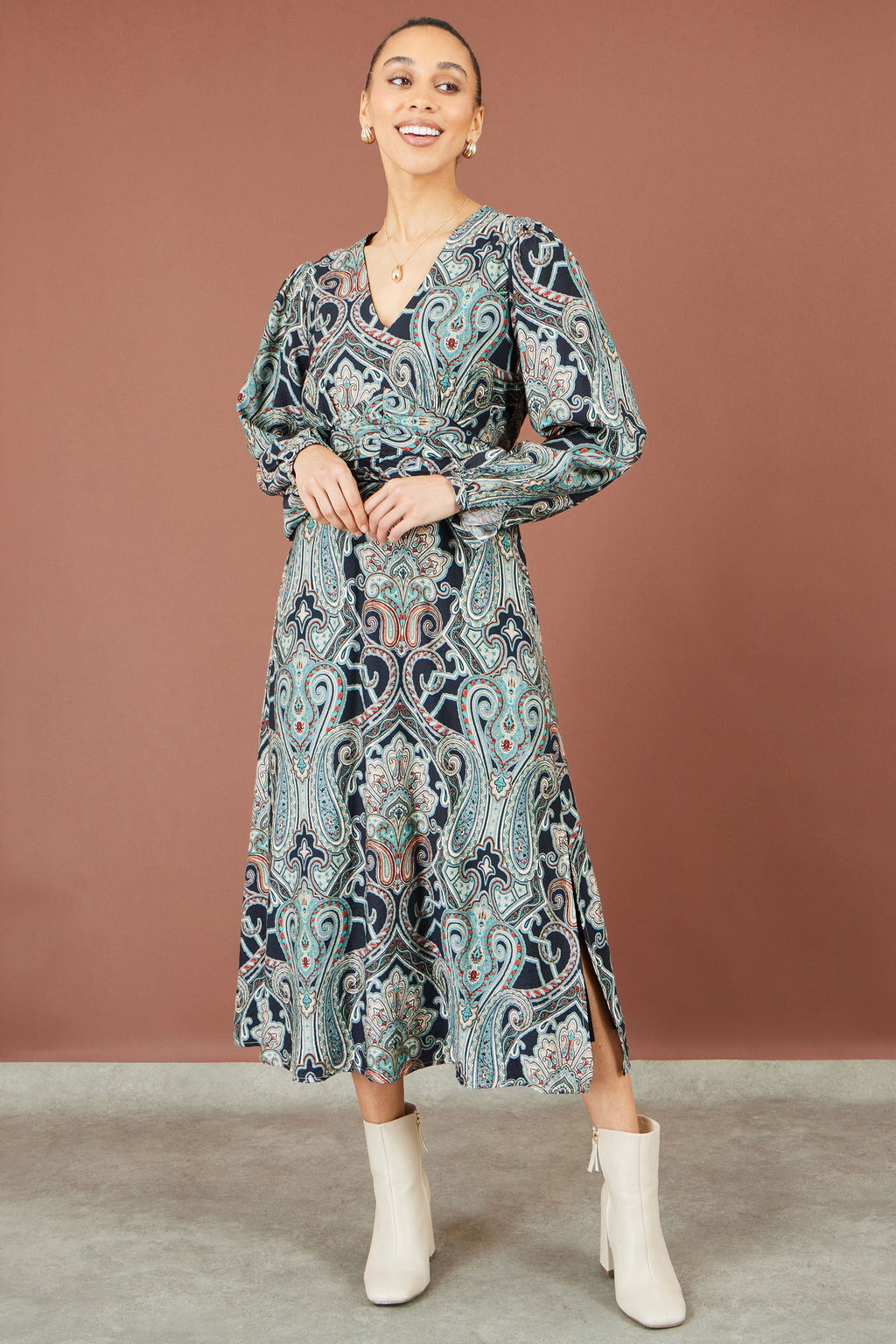 Yumi Green Paisley Print Midi Dress