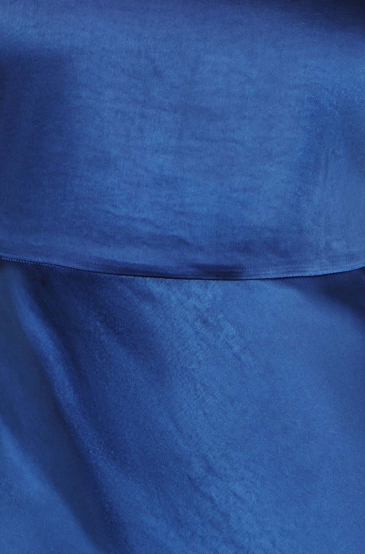 Yumi Satin-Midikleid mit Neckholder in Marineblau