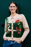 Chaqueta tipo caja de punto de viscosa con escena de zorro beige de Yumi