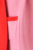 Yumi Strickjacke mit Kontrastdetails in Pink