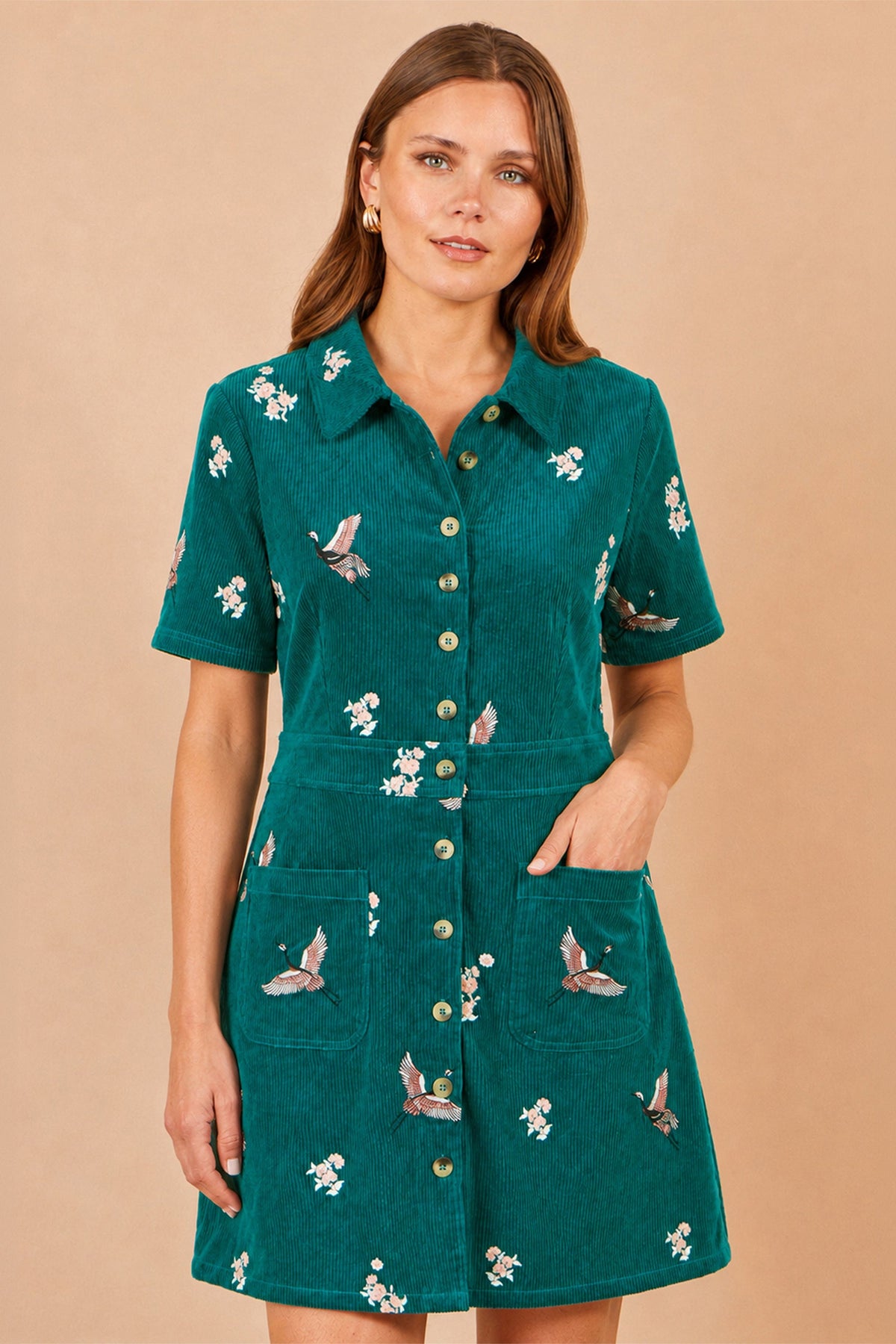 Robe chemise brodée grue sarcelle Yumi