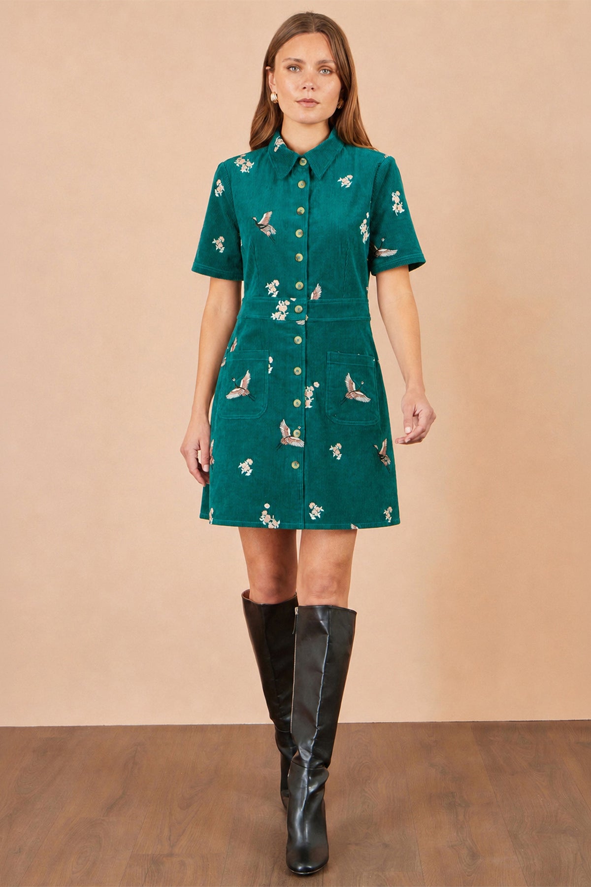 Robe chemise brodée grue sarcelle Yumi