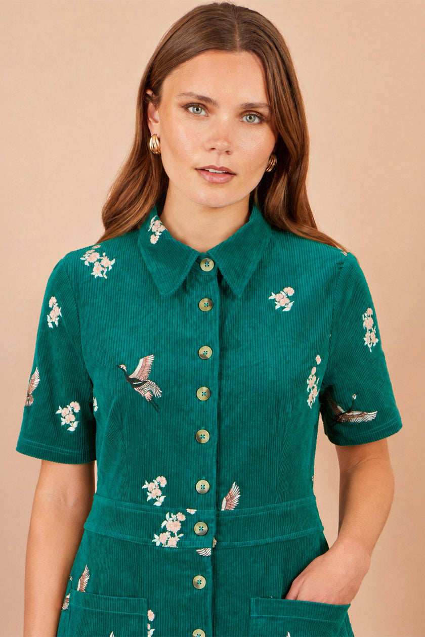Robe chemise brodée grue sarcelle Yumi