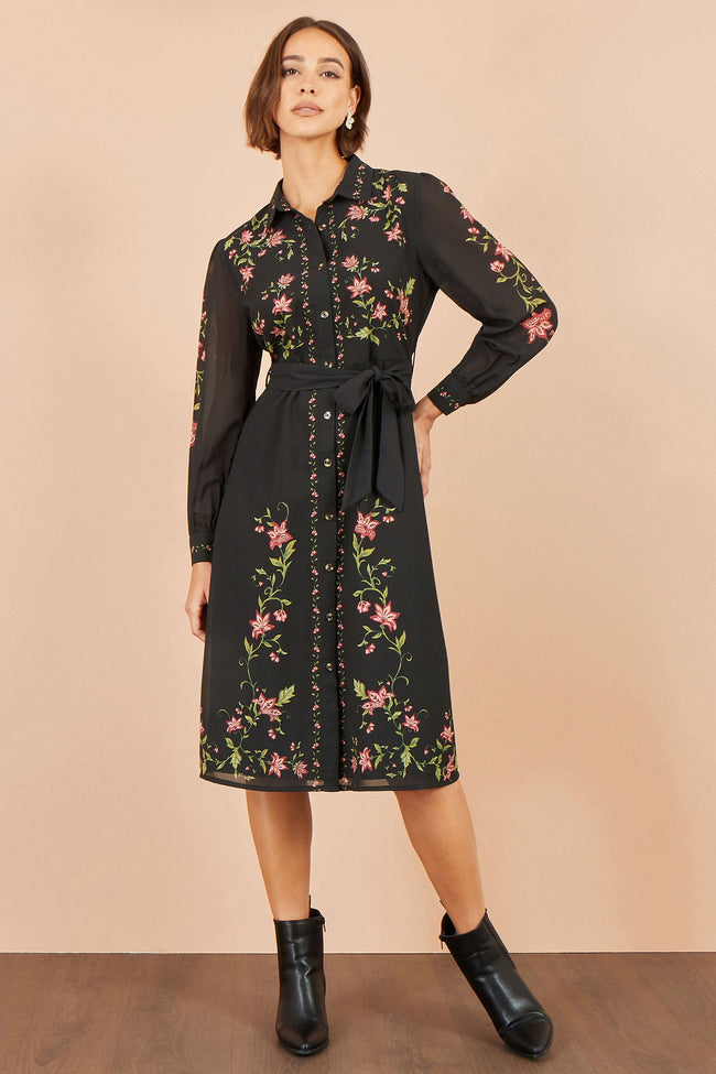 Vestido camisero midi Yumi negro con estampado floral localizado
