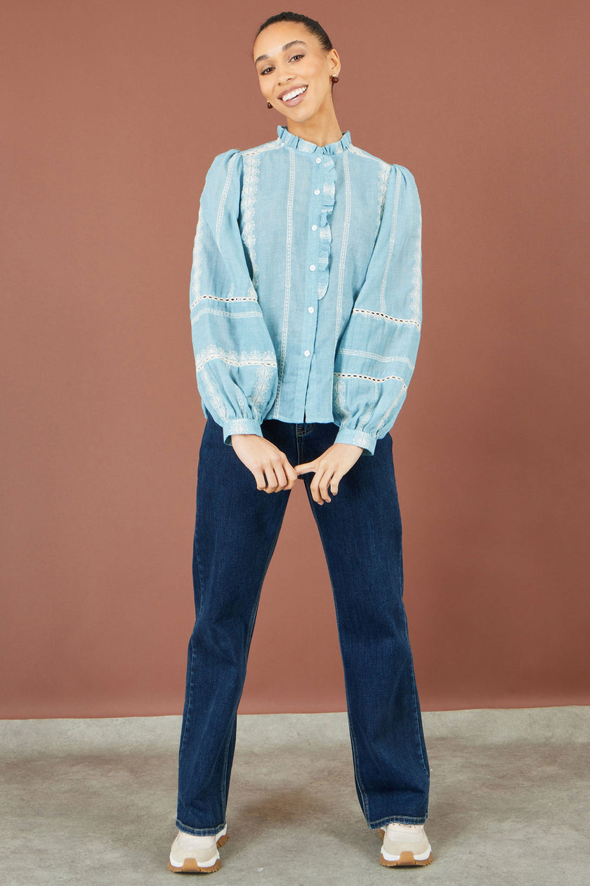 Camisa de panel bordado de algodón azul Yumi