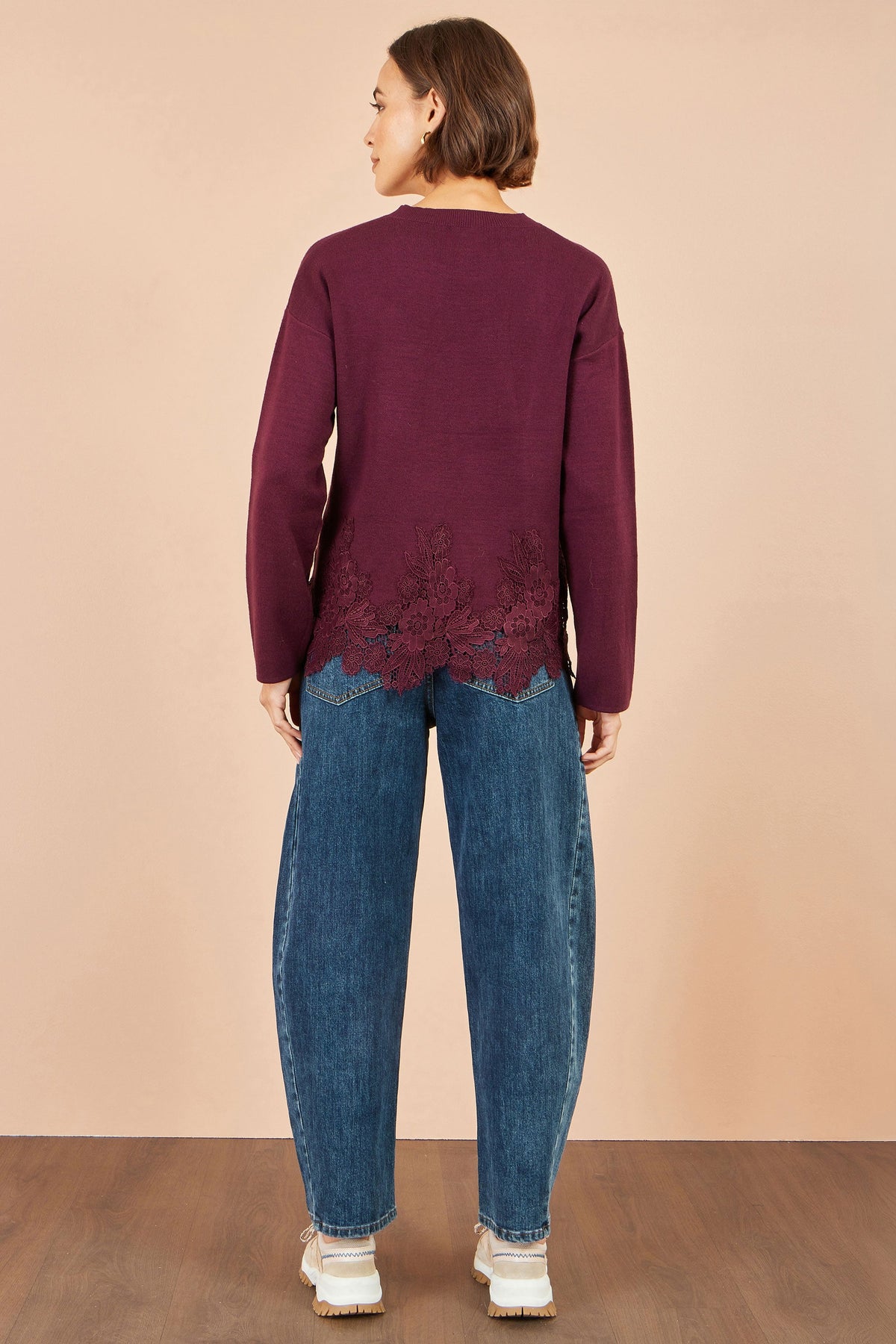 Yumi Burgundy Viscose Relaxed Jumper With Lace Trim