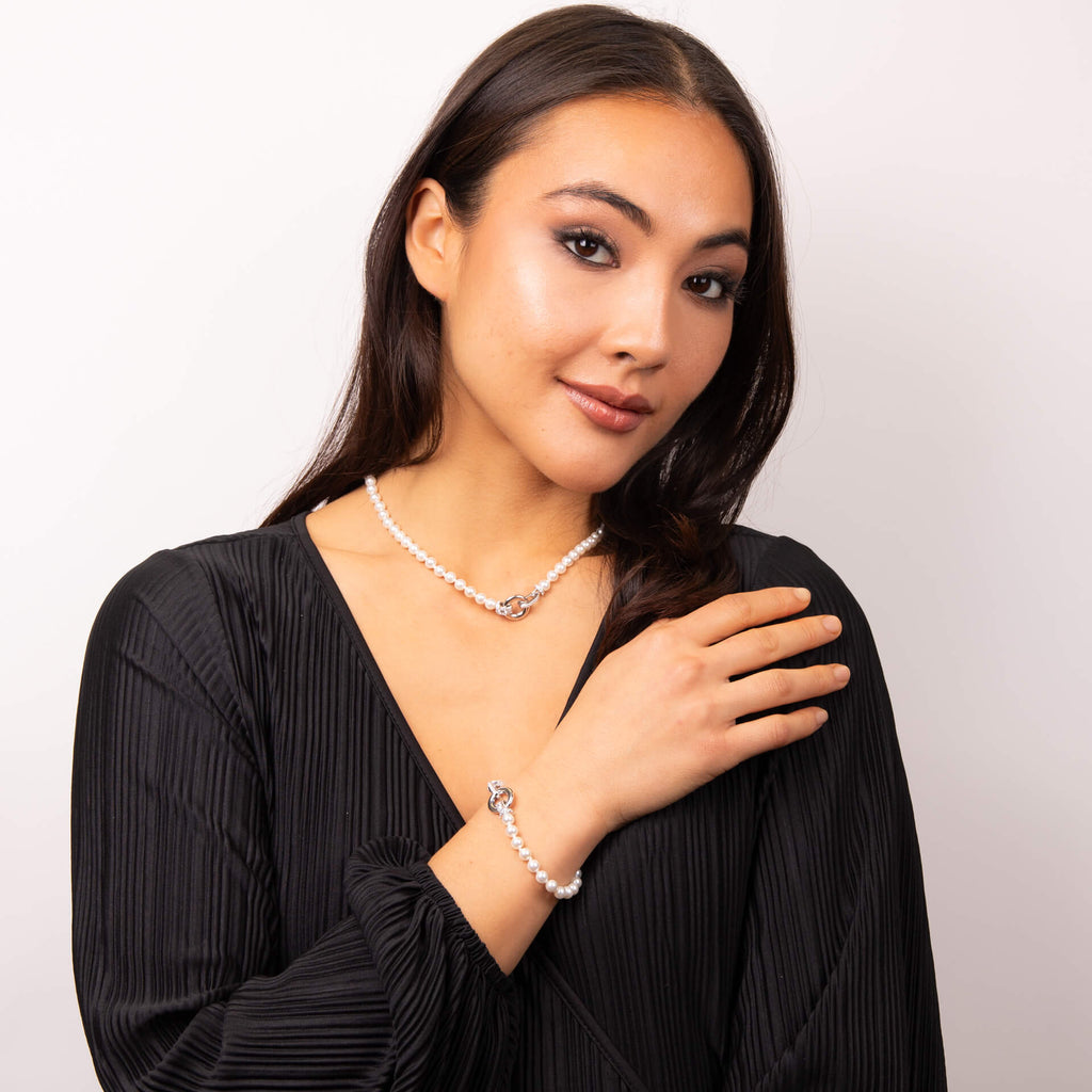 Diamonfire Shell Pearl Necklace with Zirconia Feature Clasp