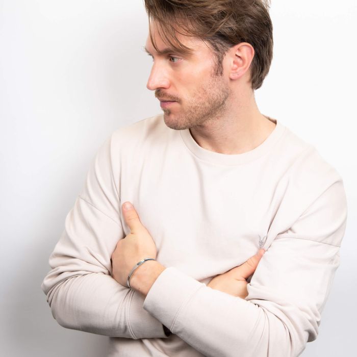 Fred Bennett Armreif aus Edelstahl und blauem PVD