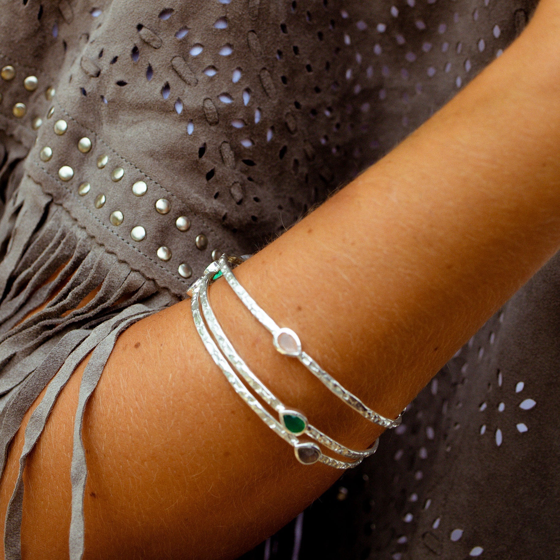 Simi Drie Stenige Stapelarmband: Zilveren Pariba Onyx