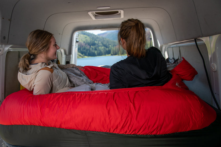 Sierra Designs Frontcountry Bed 20°F (-7°C) Synthetic 2-Person Sleeping Bag - Queen - Red/Grey