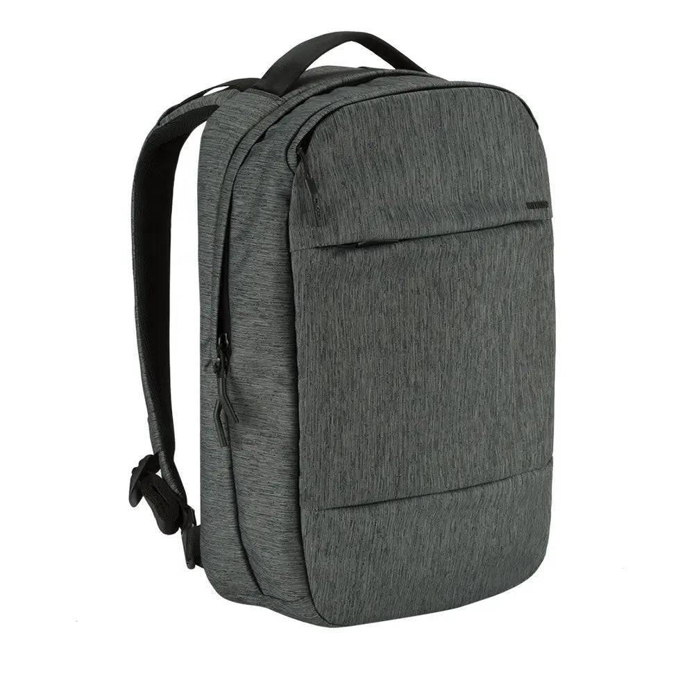 Mochila compacta InCase City 18l