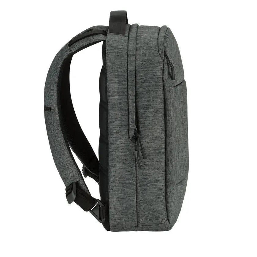 Mochila compacta InCase City 18l