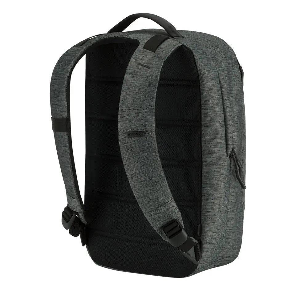 Mochila compacta InCase City 18l