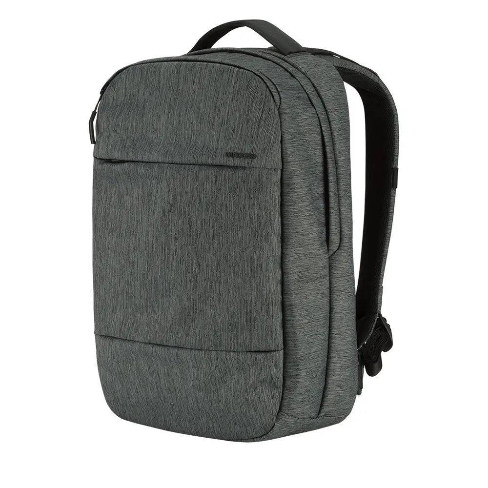 Mochila compacta InCase City 18l
