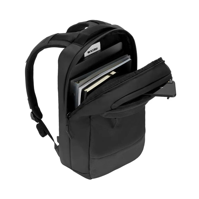Mochila compacta InCase City 18l