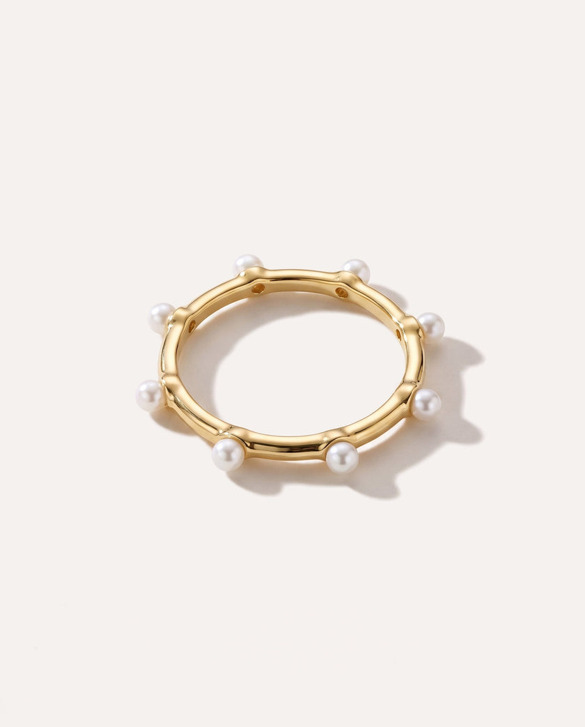 Anello con perla a puntini