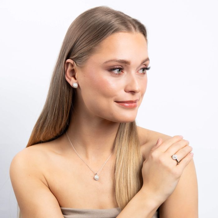 Diamonfire Muschelkernperlen- und Zirkonia-Halo-Anhänger