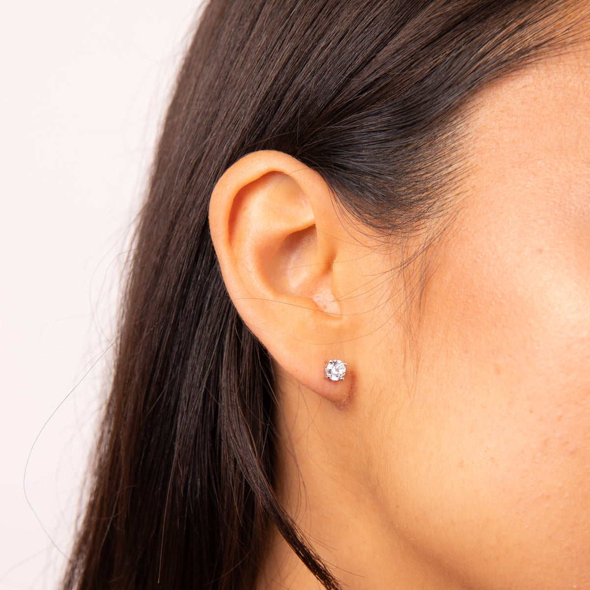 Diamonfire Ohrstecker mit vier Krappen, Karat