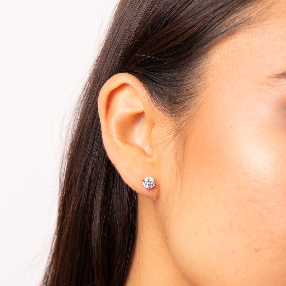 Diamonfire Ohrstecker mit vier Krappen, Karat