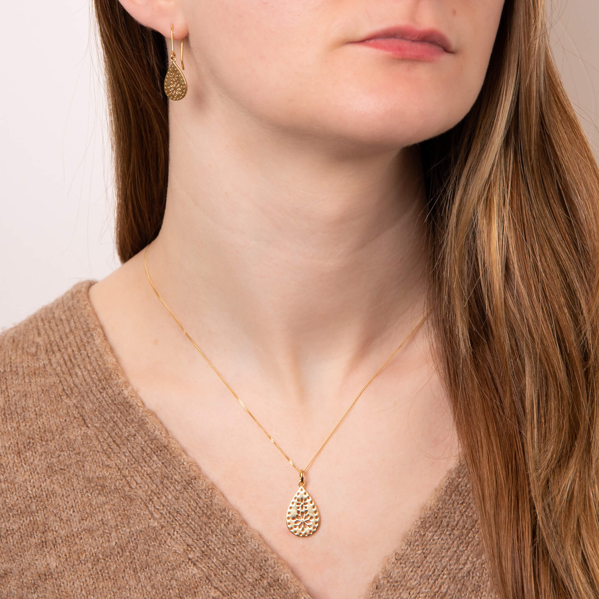 Beginnings Cut Out Lace Pattern Pendant