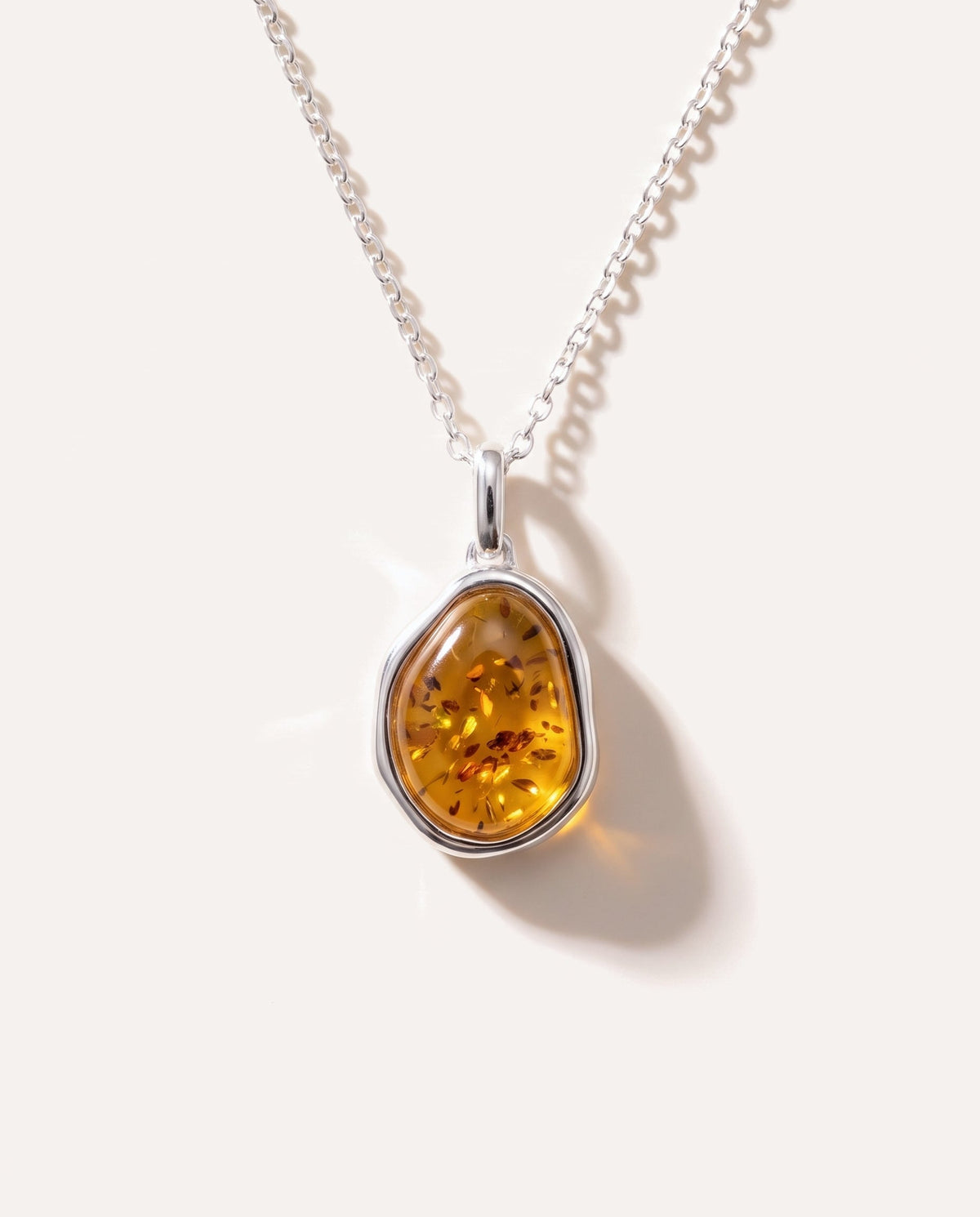 Collana con ciondolo in ambra ELEMENT