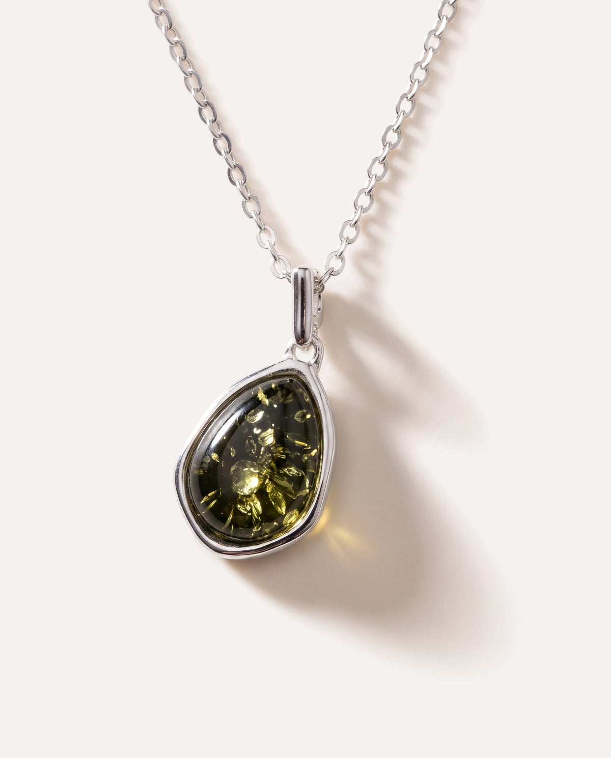 Collana con pendente ELEMENT in ambra verde