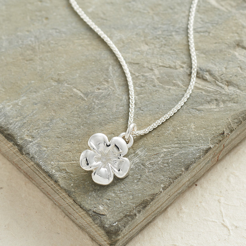 Frangipani-Blüten-Silberanhänger