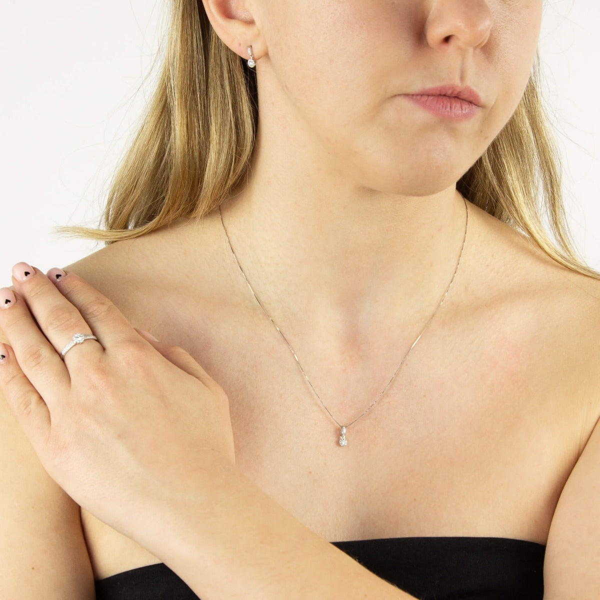 Elements Gold Kleine Diamant Cluster Oorbellen