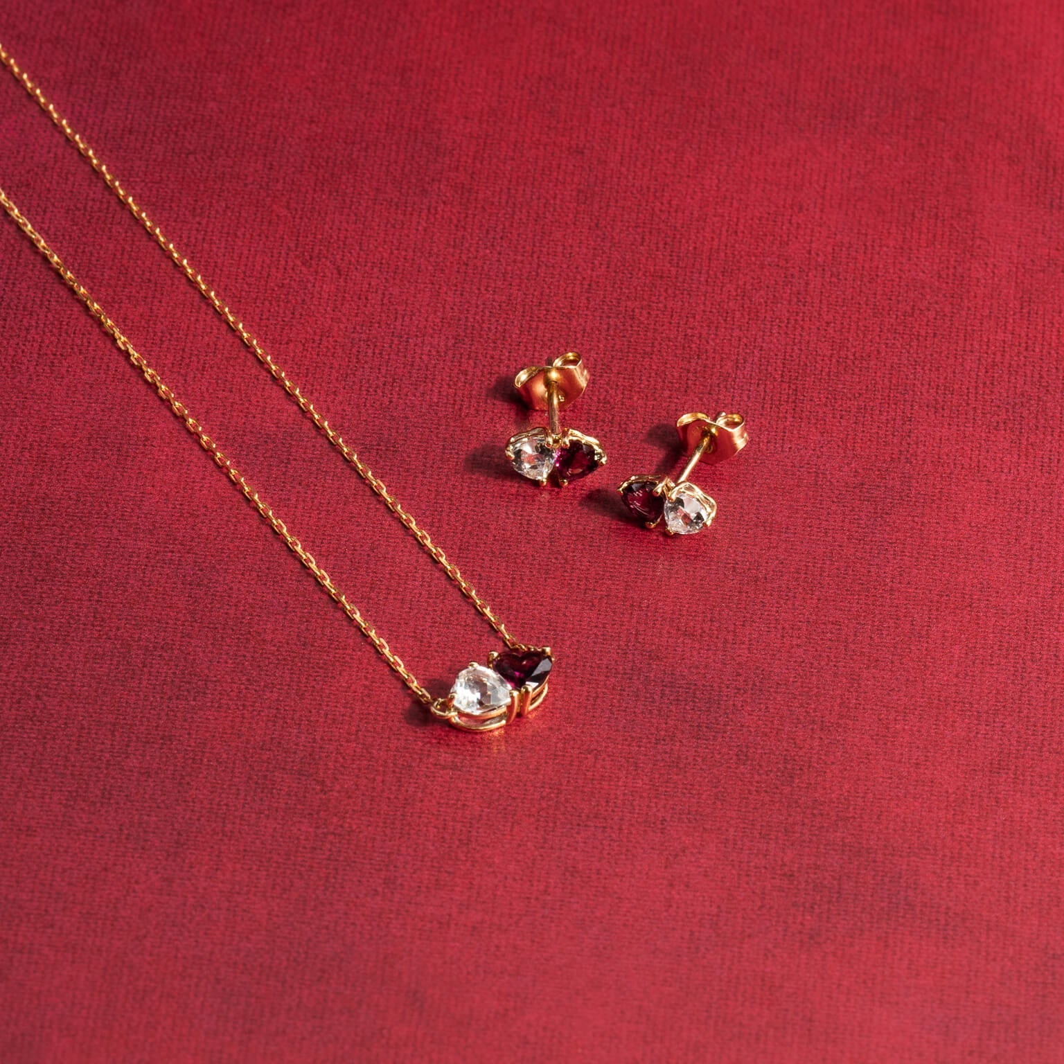 Elements Gold Toi et Moi Heart Necklace