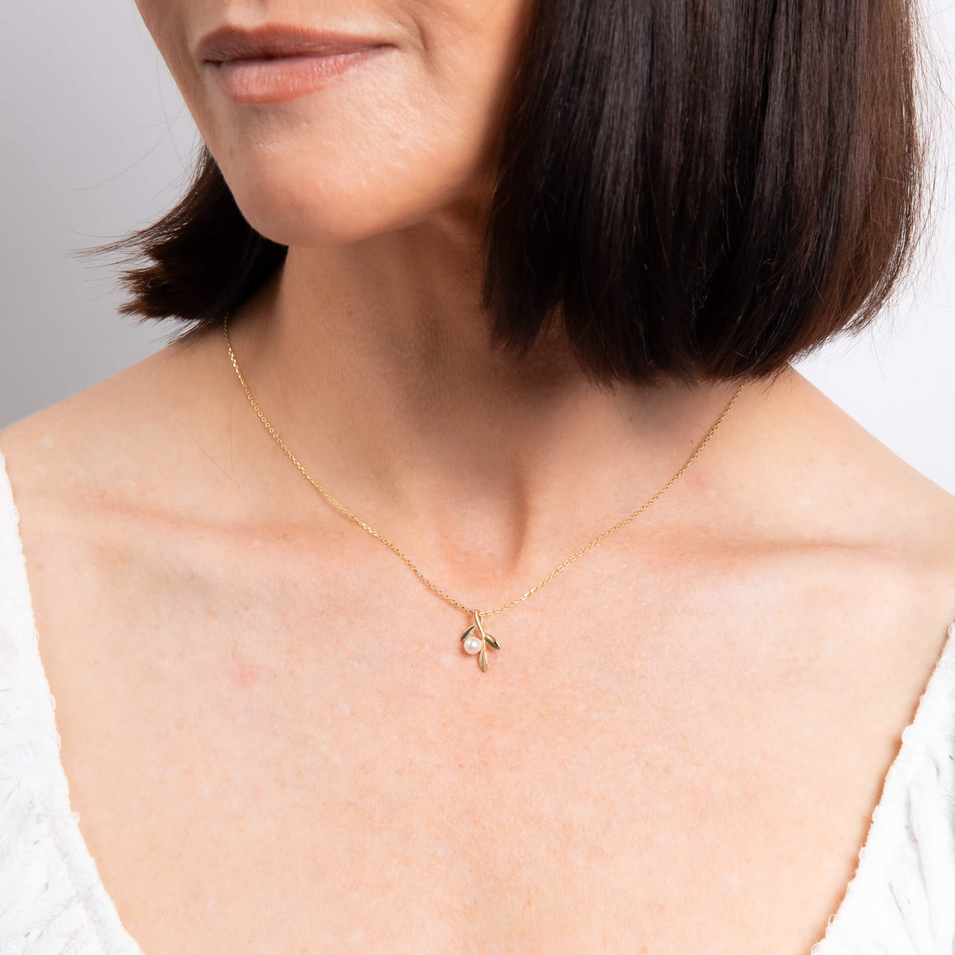 Elements Gold Willow Necklace