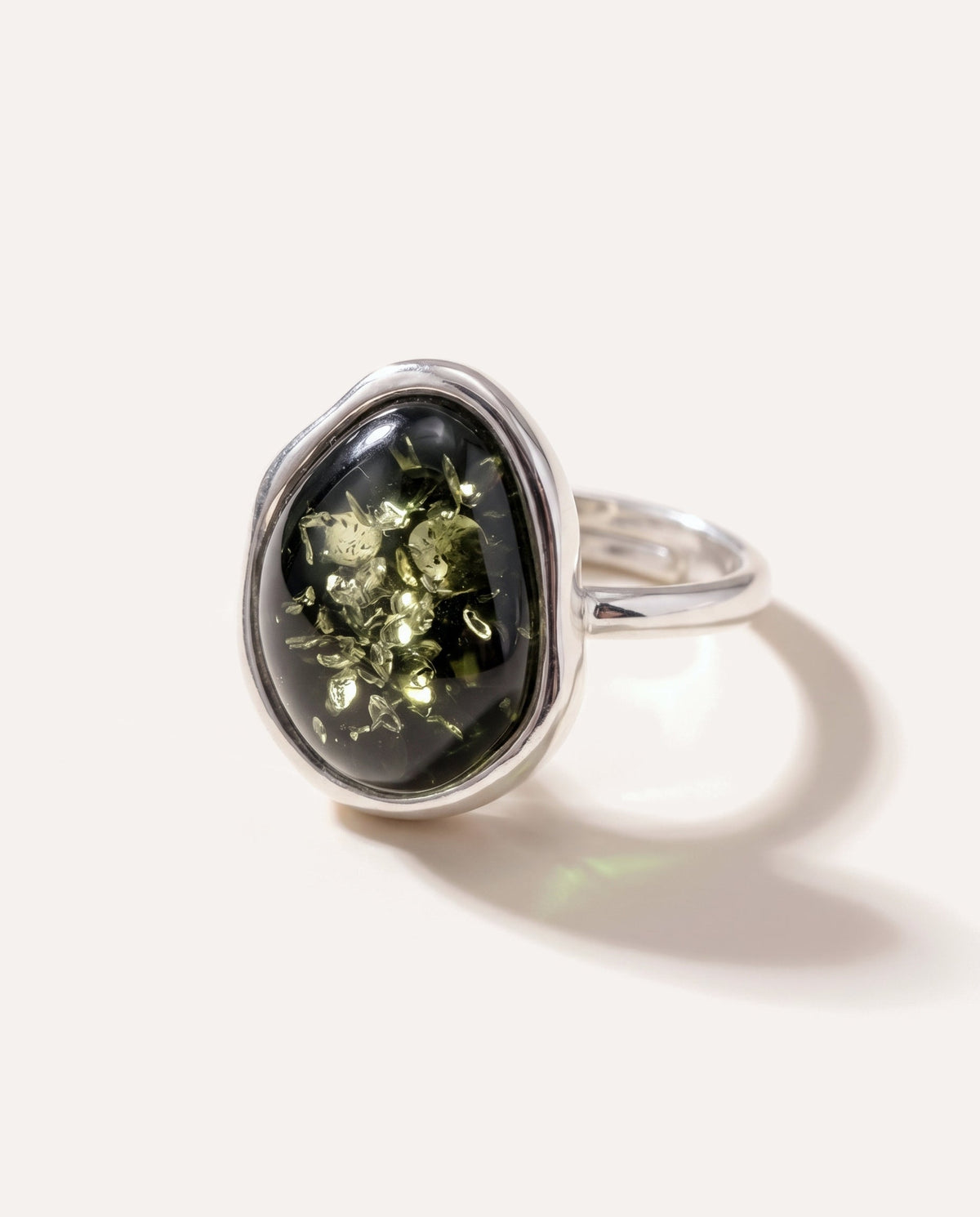 Anello regolabile solitario ELEMENT in ambra verde