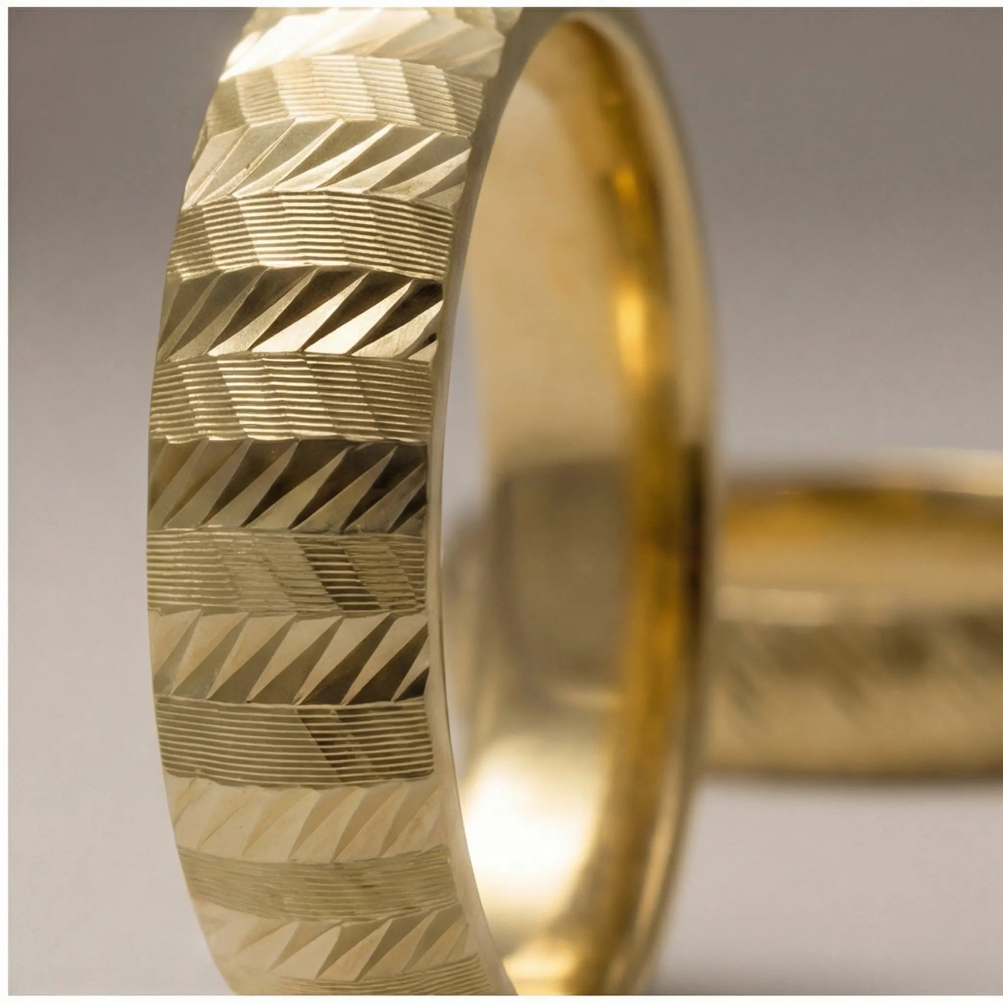 5mm Gold Wedding Band – Zigzag Faceted – 9ct/14ct/18ct Gold