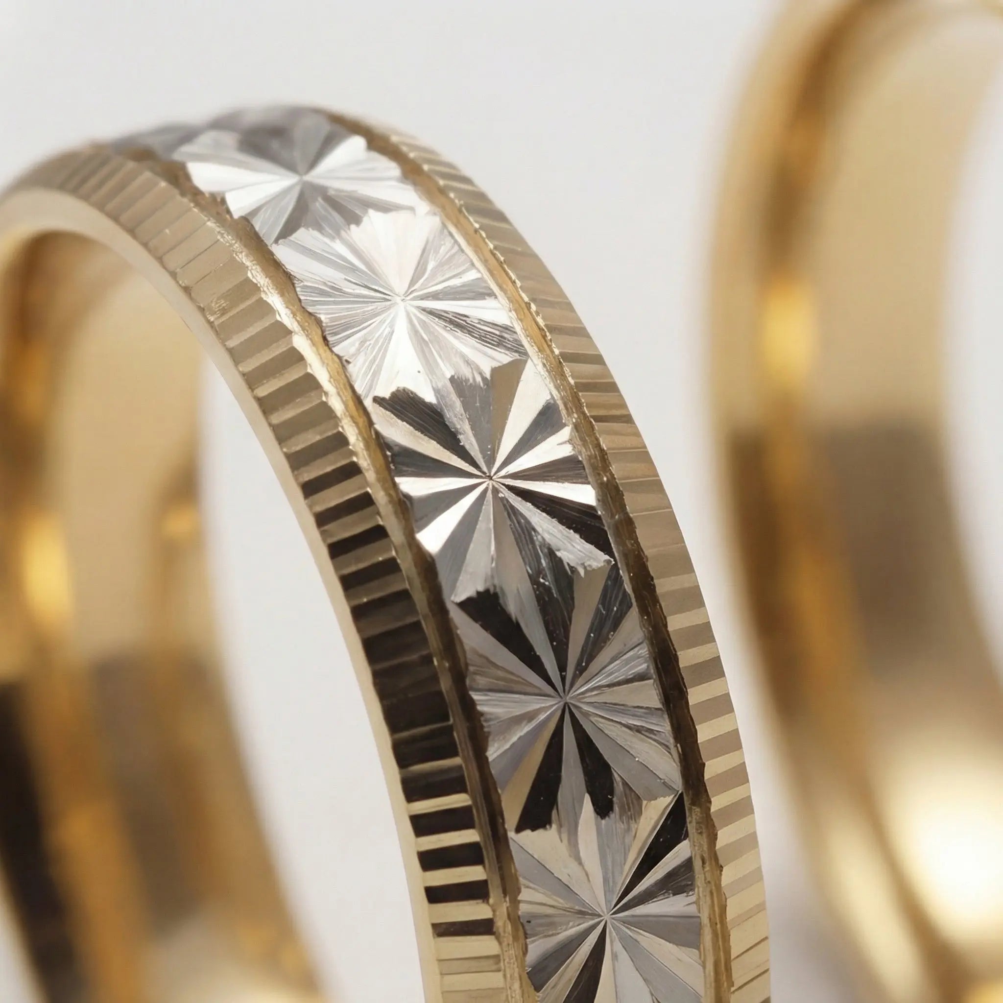 5mm Gold Wedding Band – Star Cut Two Tone – 9ct/14ct/18ct Gold