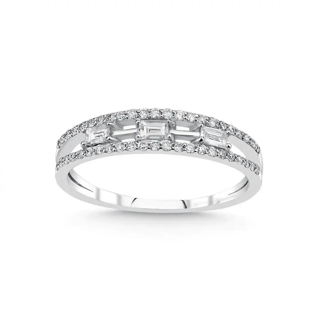 14ct/14K White Gold Natural Diamond Ring – Baguette Diamond Center 0.31ct