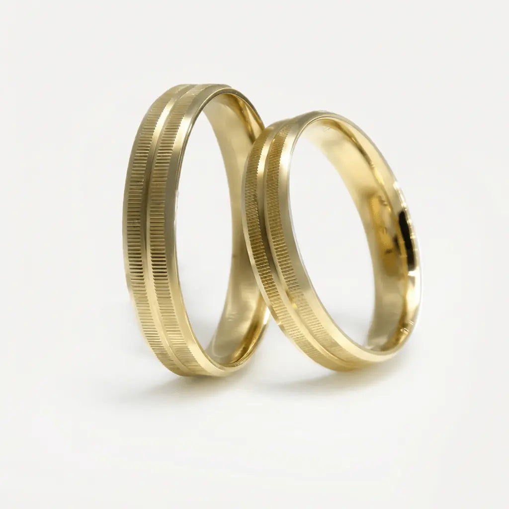 4mm Gold Wedding Band – Linear Texture Aurelia Line – 9ct/14ct/18ct Gold