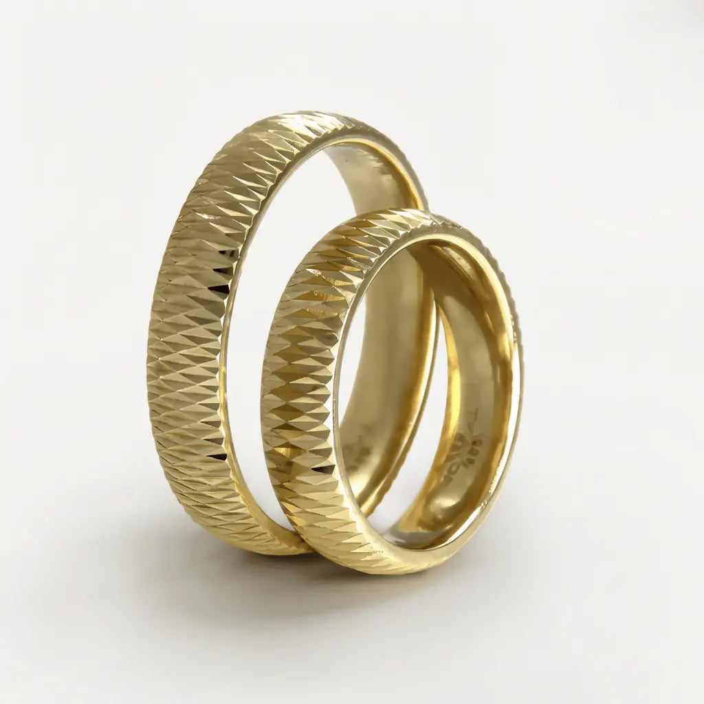 5mm Gold Wedding Band – Faceted – 9ct/14ct/18ct Gold