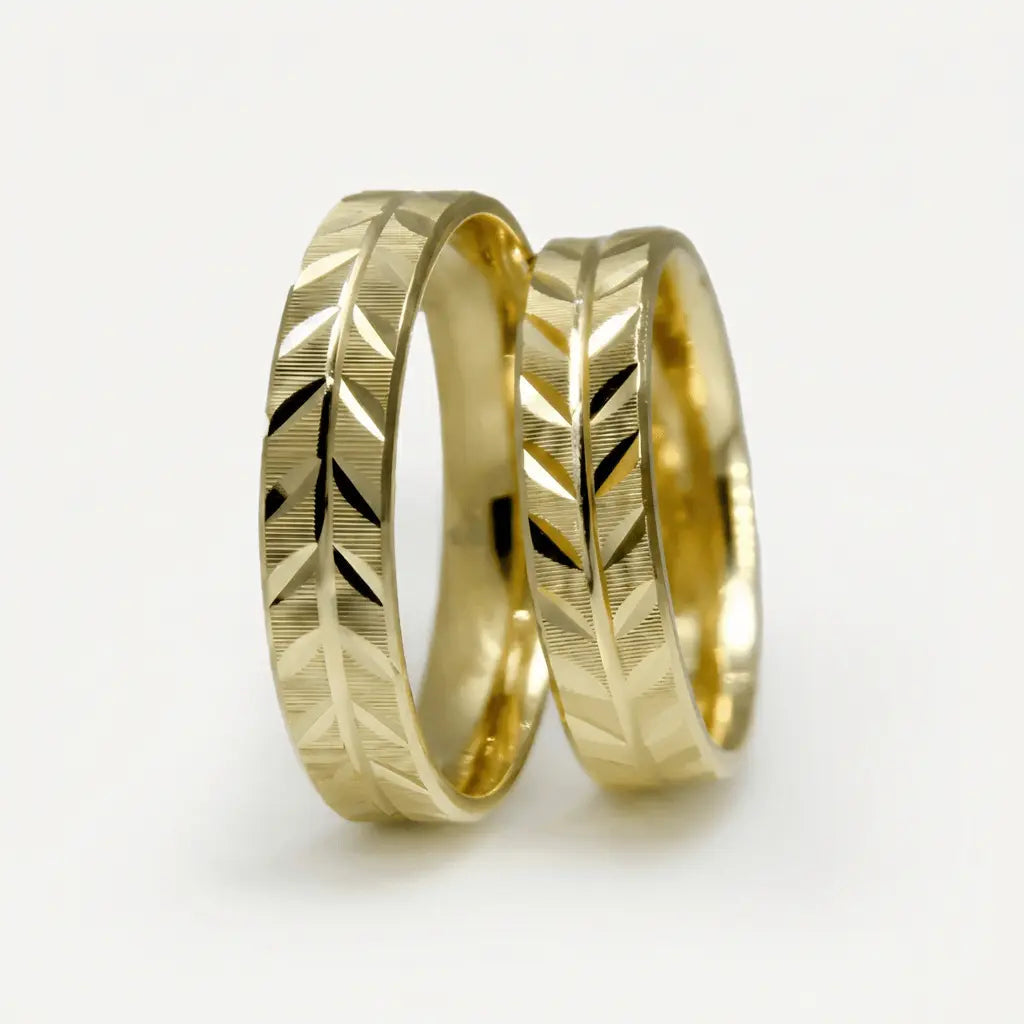 5mm Gold Wedding Band – Geometric Leaf Cut – 9ct/14ct/18ct Gold