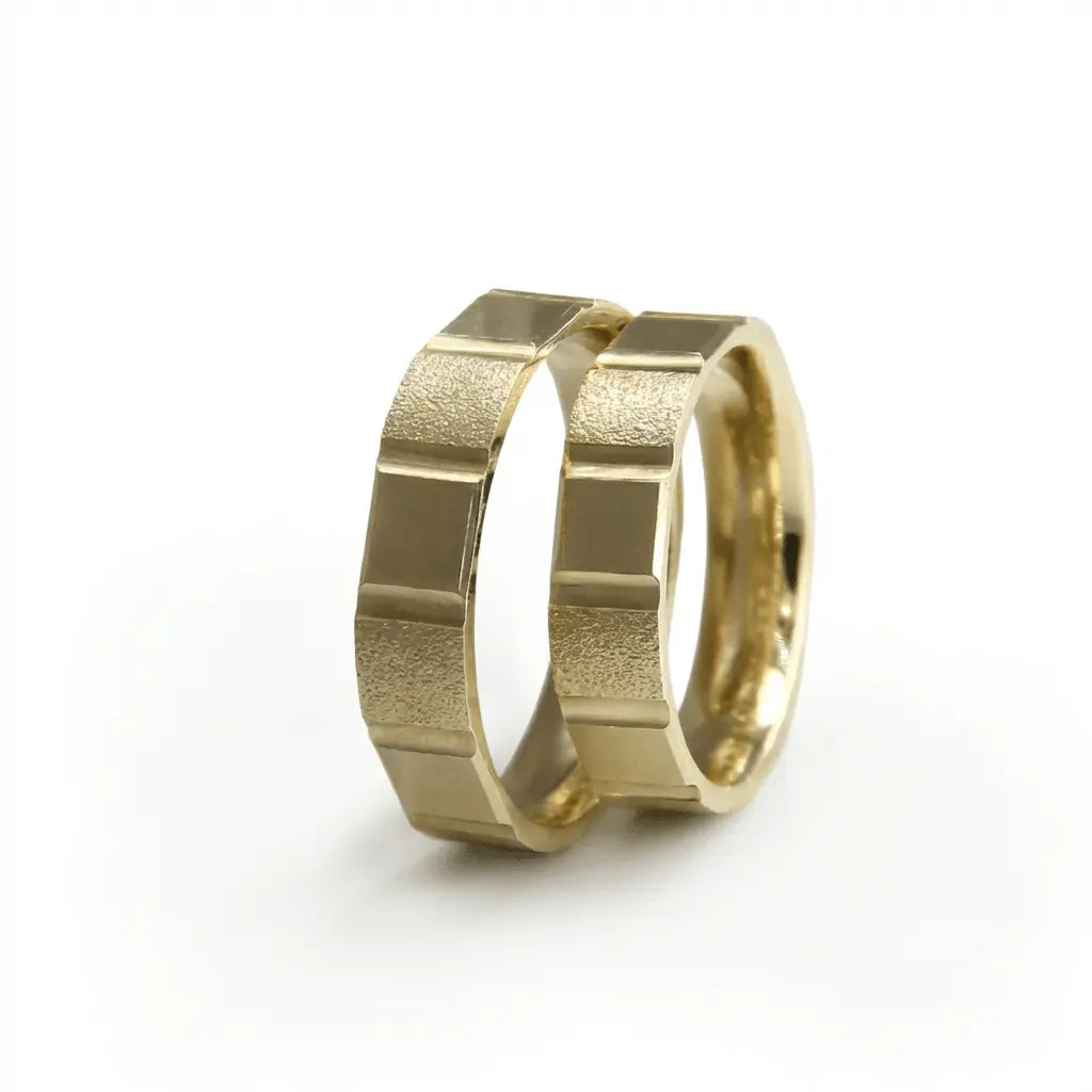 5mm Gold Wedding Band – Segmented Block Texture – 9ct/14ct/18ct Gold