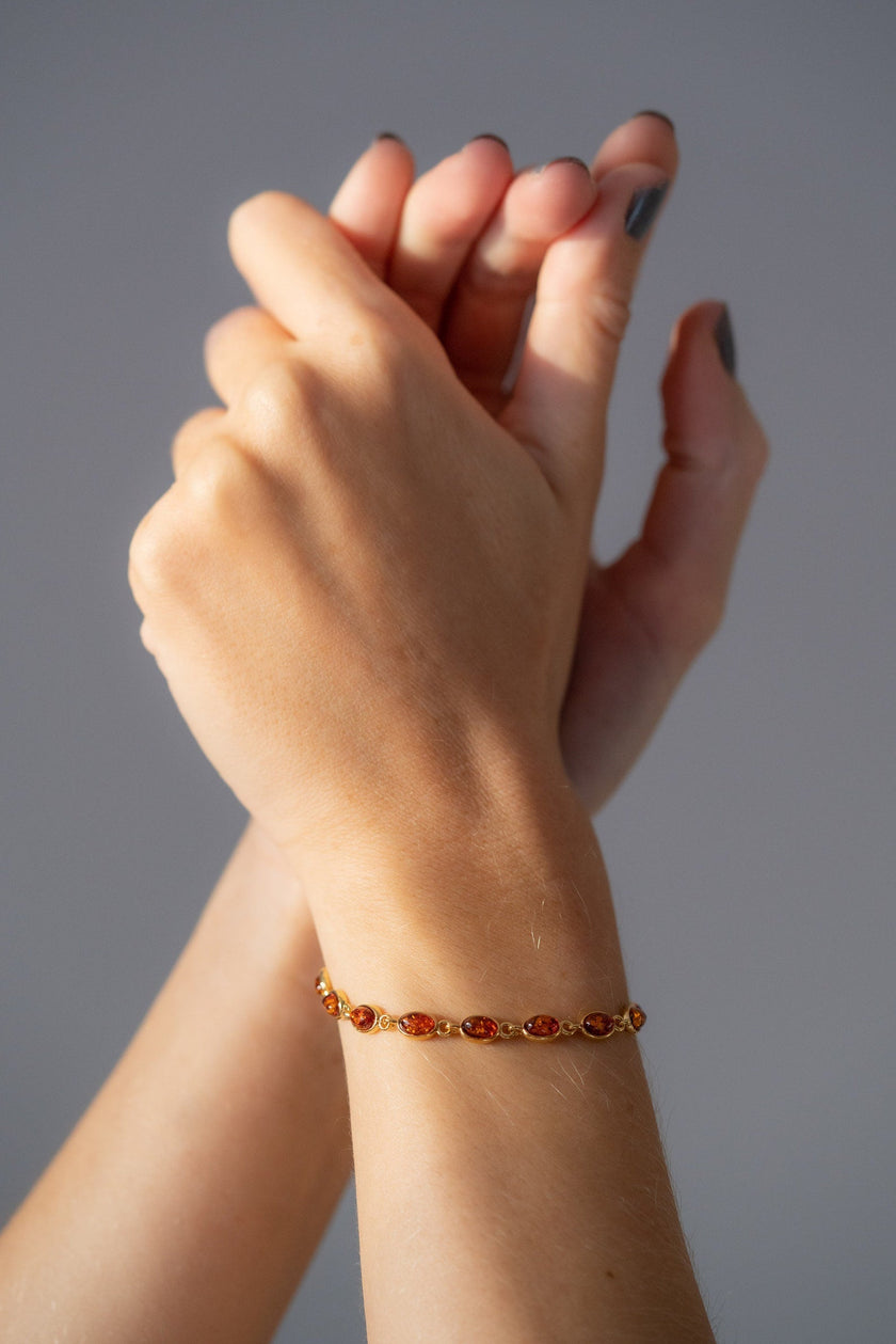 Gullbelagt delikat ovalt armbånd