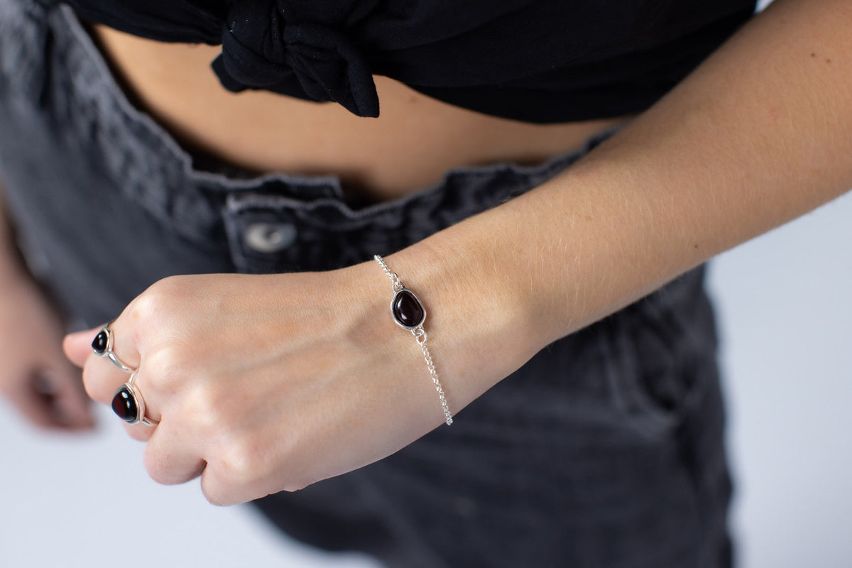 Bracciale a catena ELEMENT in ambra ciliegia