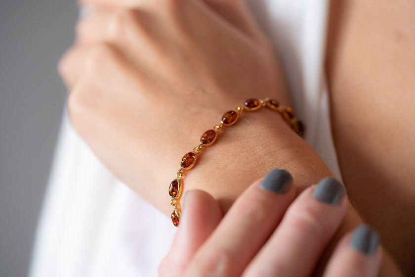 Gullbelagt delikat ovalt armbånd