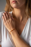 Bracciale delicato in argento placcato oro e ambra