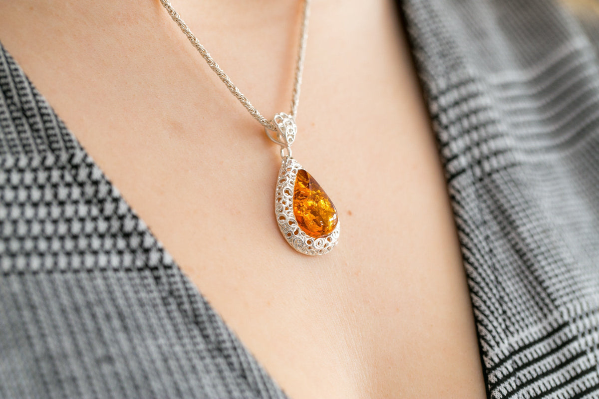 Pendentif Gouttelette Ambre Cadre Filigrane
