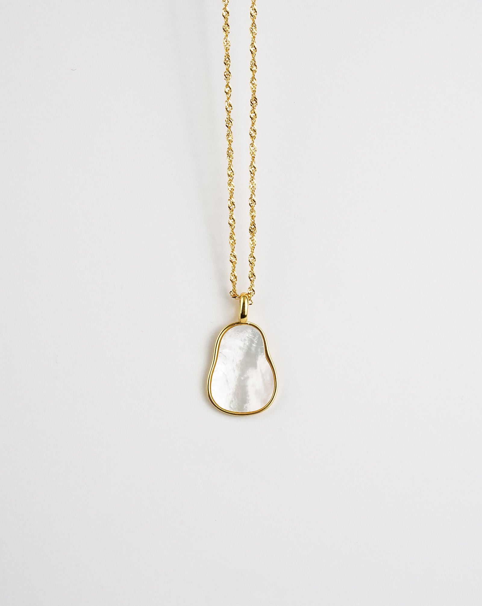 Wave Mother of Pearl Necklace