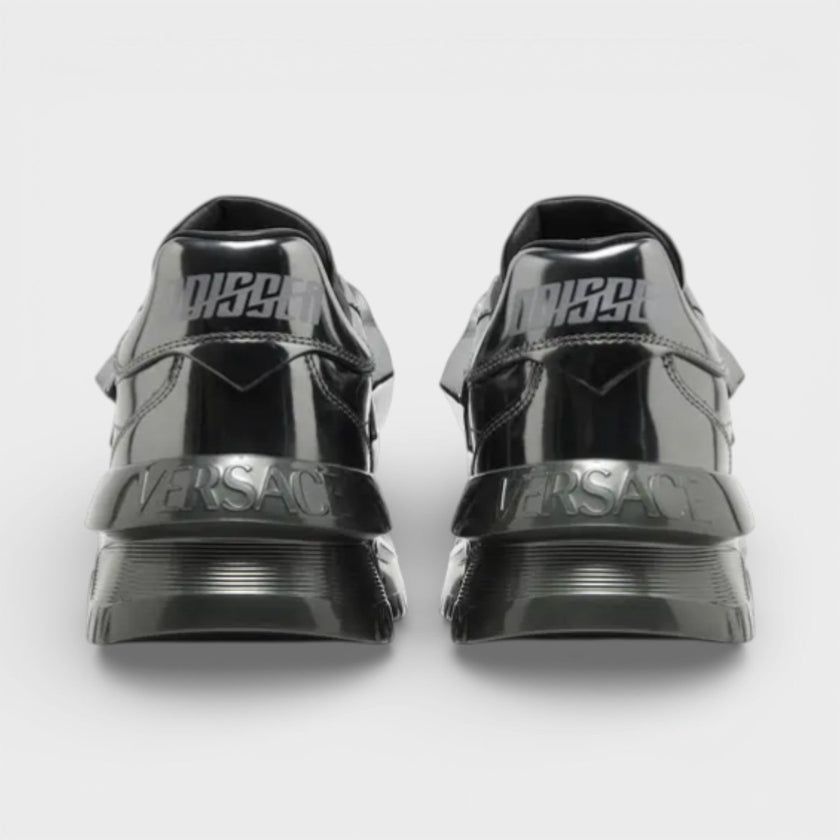 Odissea Leather Low-top Trainers In Gunmetal