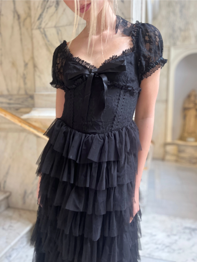 Amy Jane London Black Lace Sweetheart Neck Coquette Sofia Maxi Tulle Dress